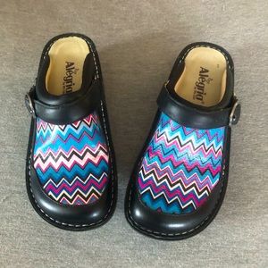 Algeria leather mules - size 38 (8/8.5)